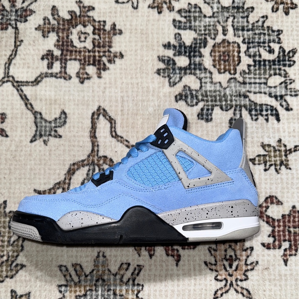 Jordan 4s UNC